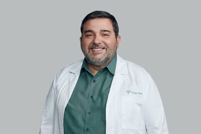 Roberto Alvarez, MD
