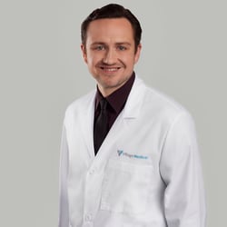 Professional headshot of Daniel Pinn, FNP-C