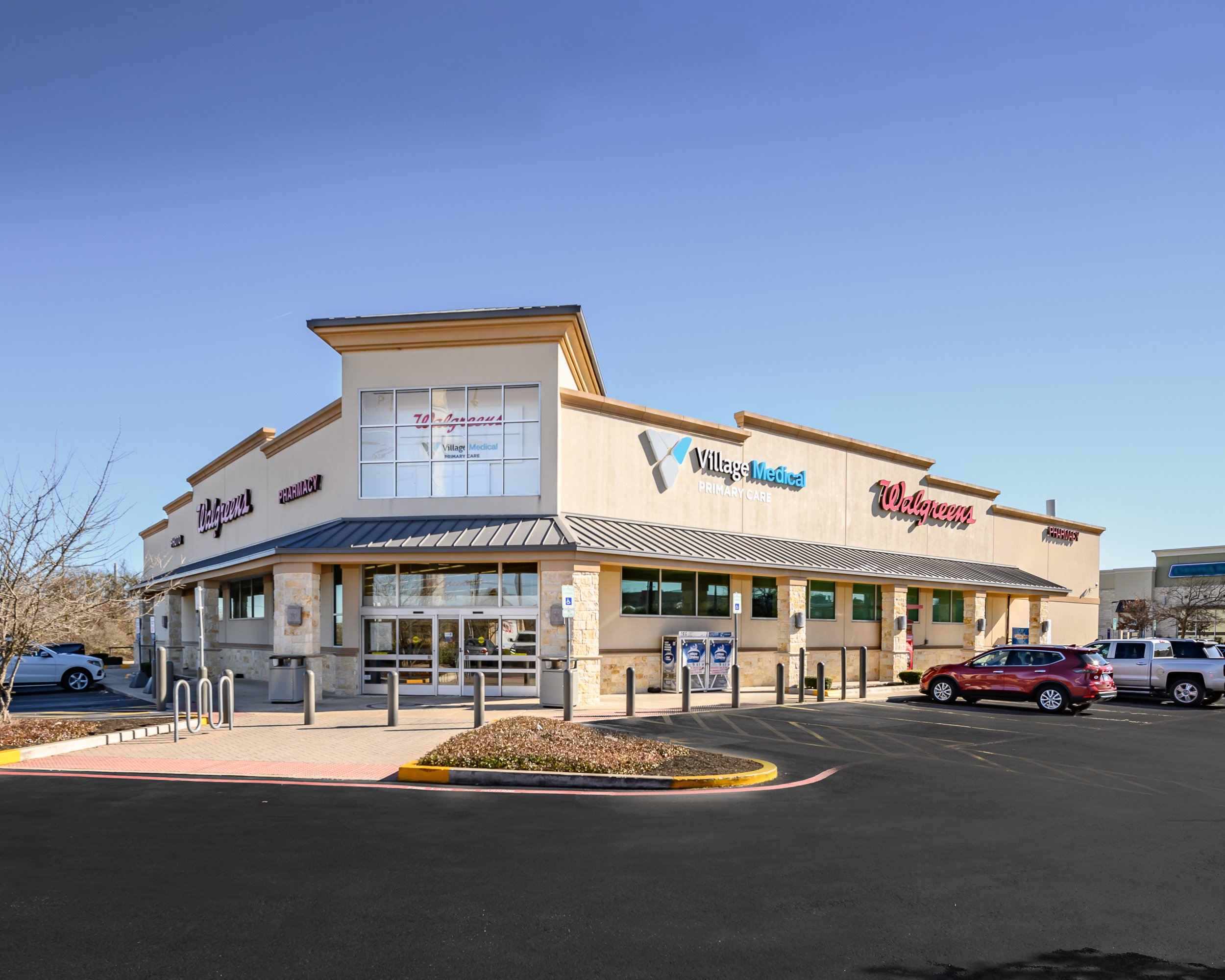 Village Medical at Walgreens - 799 Louis Henna Blvd, Suite 200 Round