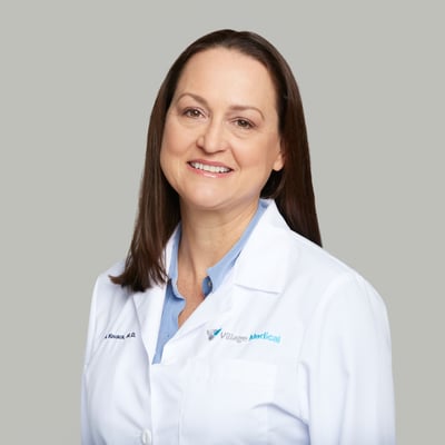  Julia Kovacs, MD
