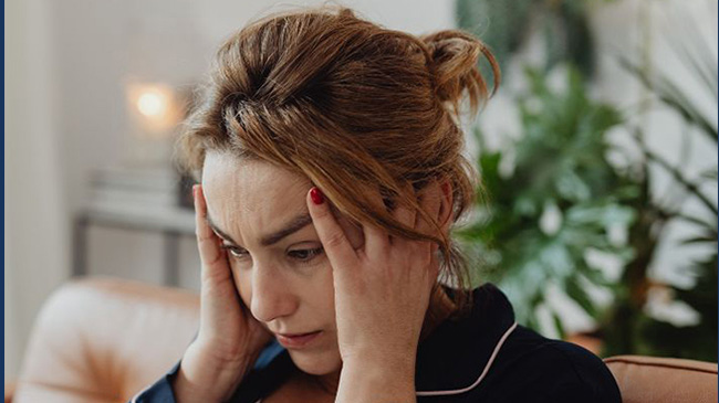 A woman experiencing poor mental health